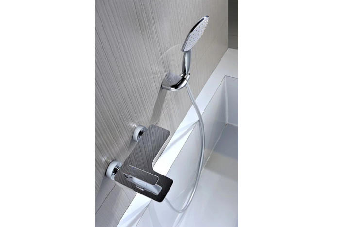 Single lever bath/shower faucet